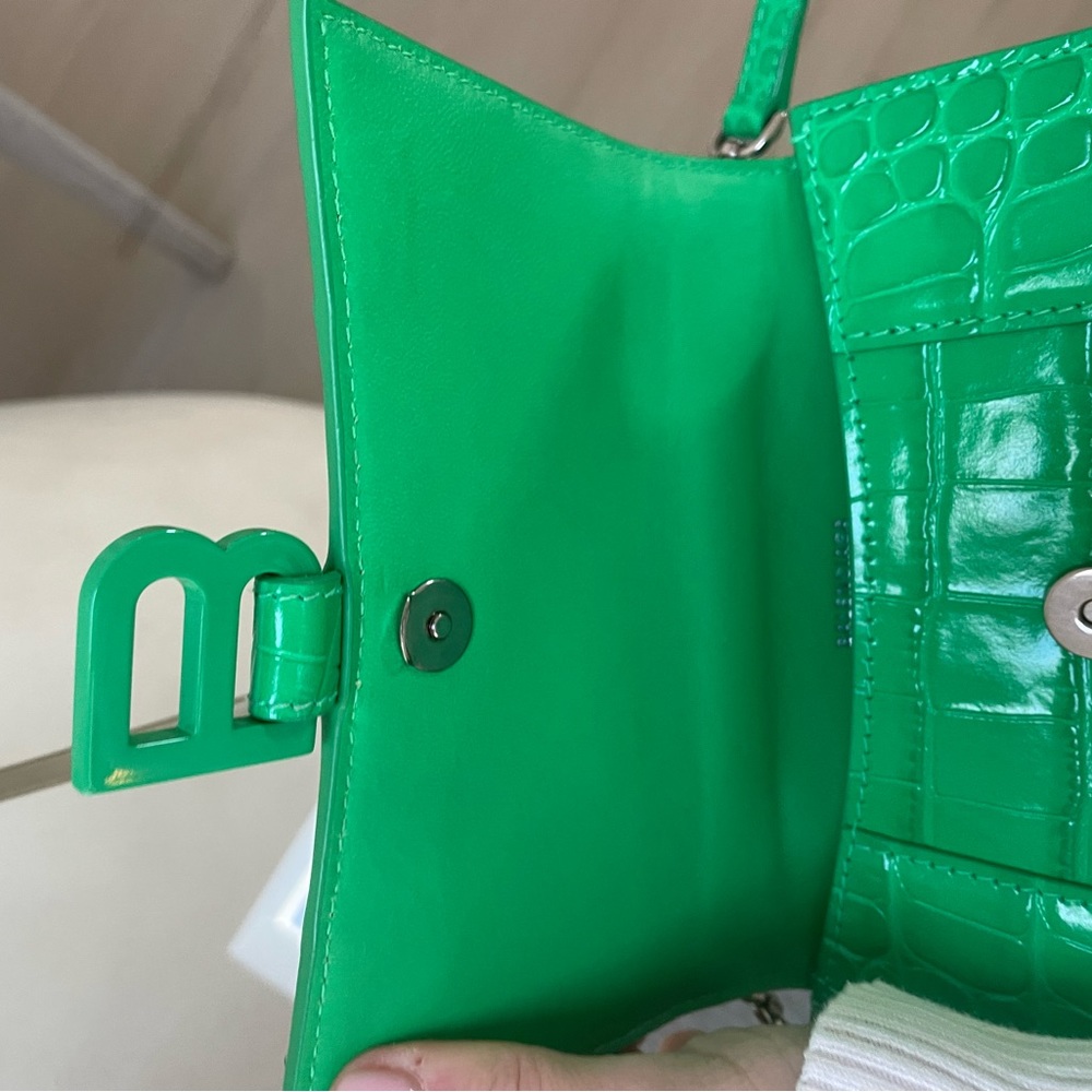 Hand bag! Never wear - Picture 6 of 8